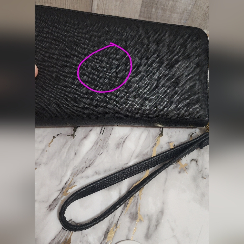Steve Madden Black Wristlet Wallet with Gold Accent - Picture 5 of 9